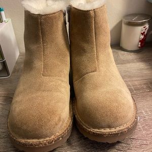 Birkenstock Melrose Genuine Shearling Suede
Leather Boot Size 39/L8